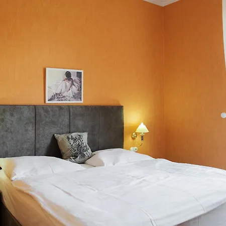 Romantik Eleonora 3* Табор